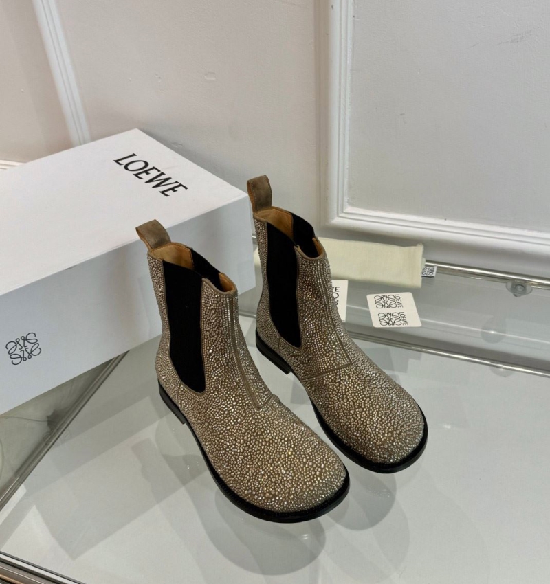 l*ew* boots